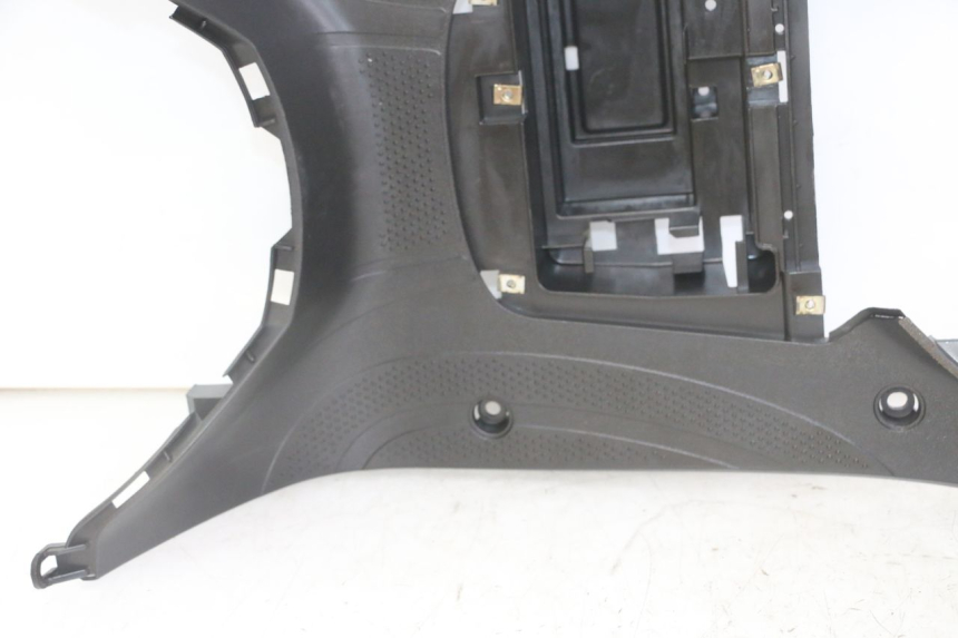 photo de FLOOR PANEL SYM FIDDLE 3 III 50 (2014 - 2020) - Distinctive features