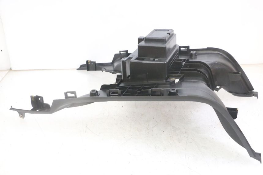 photo de FLOOR PANEL SYM FIDDLE 3 III 50 (2014 - 2020) - Technical close-up