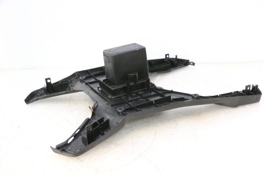 photo de FLOOR PANEL KEEWAY FOCUS 50 (2006 - 2009) - Zoom on usage condition