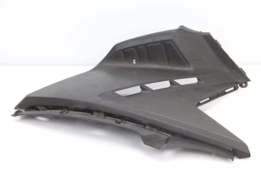 photo de LEFT FLOOR PANEL KYMCO AGILITY CITY 2T 50 (2008 - 2016) - Alternative perspective