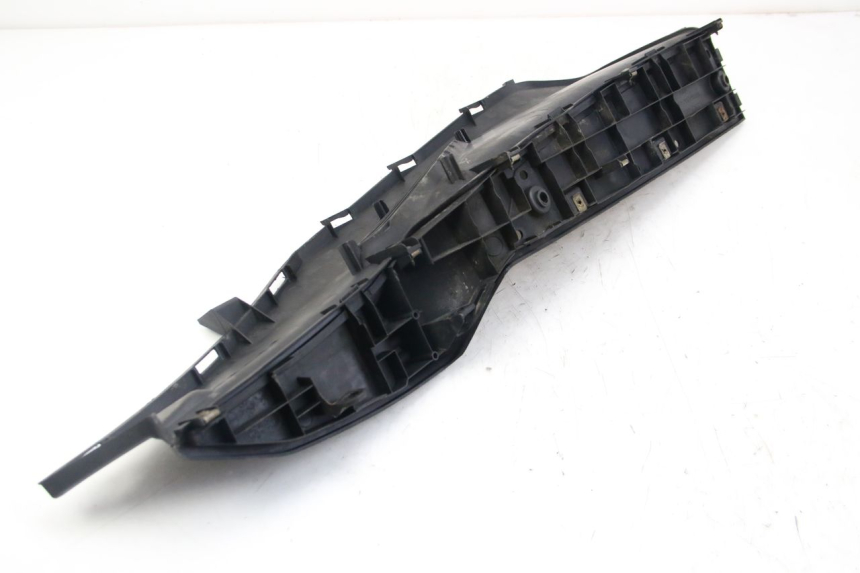 photo de LEFT FOOTREST KYMCO DINK STREET 125 (2009 - 2014) - Alternative perspective