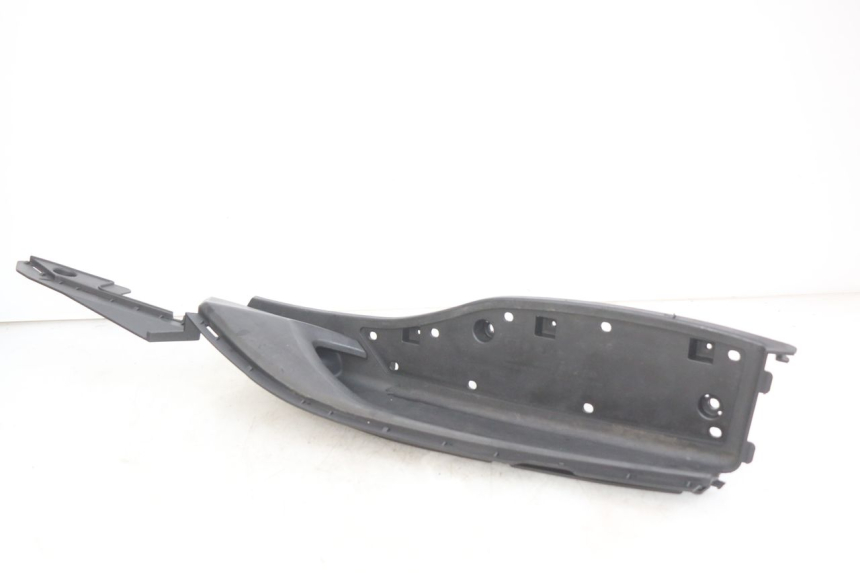 photo de LEFT FOOTREST KYMCO DOWNTOWN ABS 125 (2015 - 2017) - Fixing points details