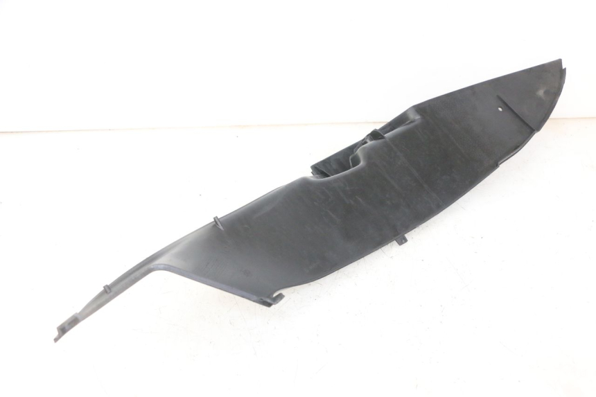 photo de LEFT FLOOR PANEL PEUGEOT ELYSEO 125 (1999 - 2004) - Zoom on usage condition