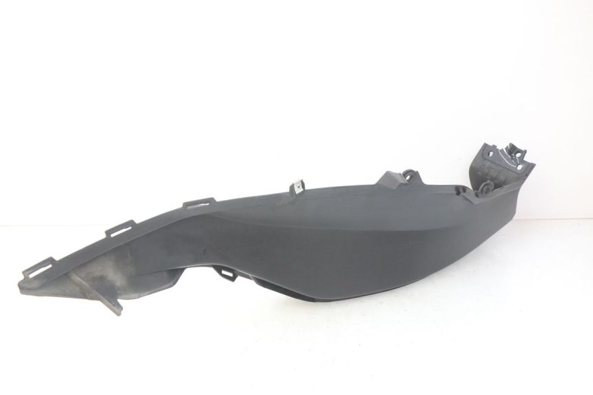 photo de LEFT FOOTREST HONDA FORZA 125 (2015 - 2016) - Surface and material condition