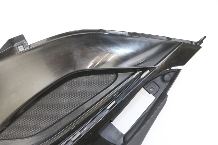 photo de LEFT FLOOR PANEL PIAGGIO IE MP3 YOURBAN 300 (2011 - 2016) - Component detail