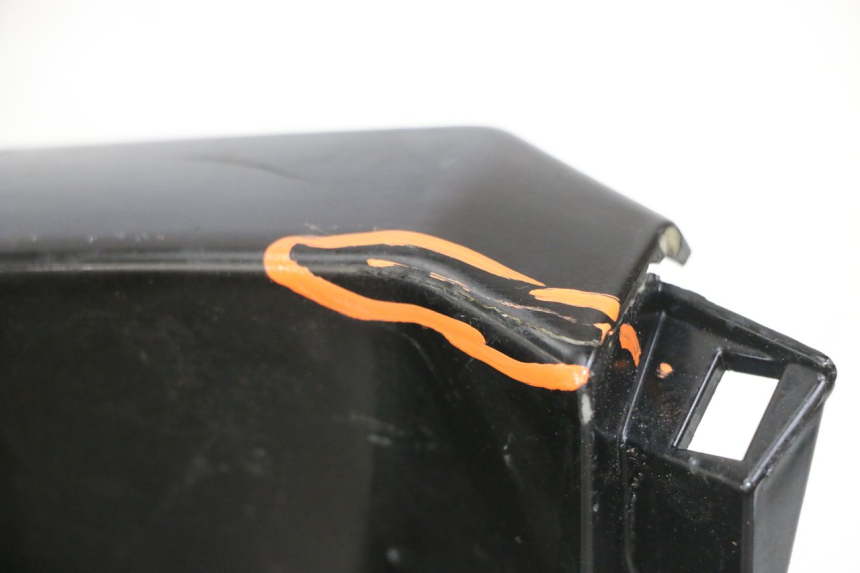 photo de LEFT FLOOR PANEL PIAGGIO IE MP3 YOURBAN 300 (2011 - 2016) - Alternative perspective