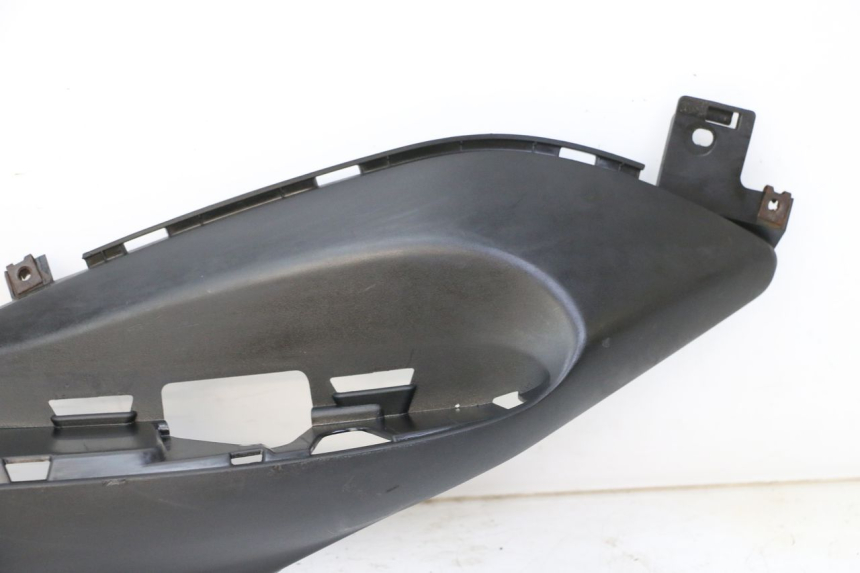 photo de LEFT FLOOR PANEL MBK OVETTO ONE 2T 50 (2013 - 2017) - Distinctive features