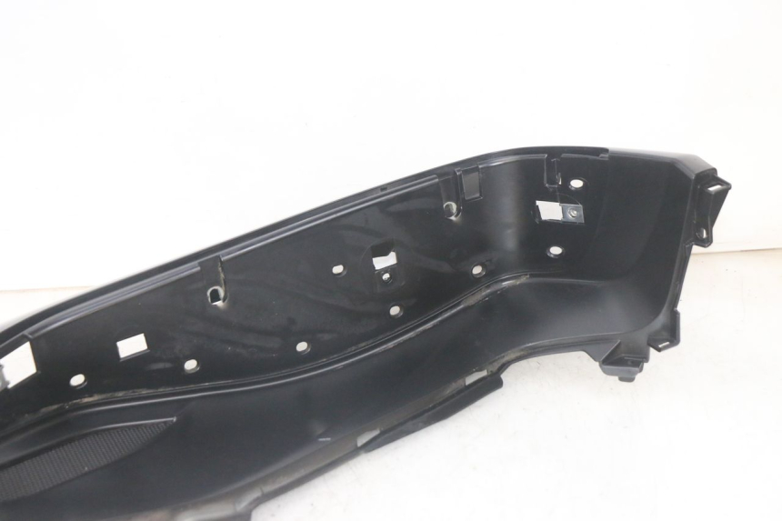 photo de LEFT FLOOR PANEL PIAGGIO MP3 HPE 300 (2019 - 2026) - Checked used part