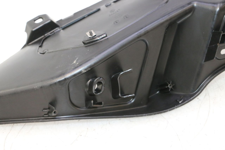 photo de LEFT FOOTREST PIAGGIO MP3 LT 300 (2010 - 2016) - Component detail