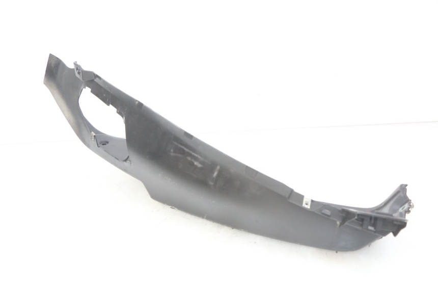 photo de LEFT FOOTREST PIAGGIO MP3 500 (2011 - 2015) - Technical close-up