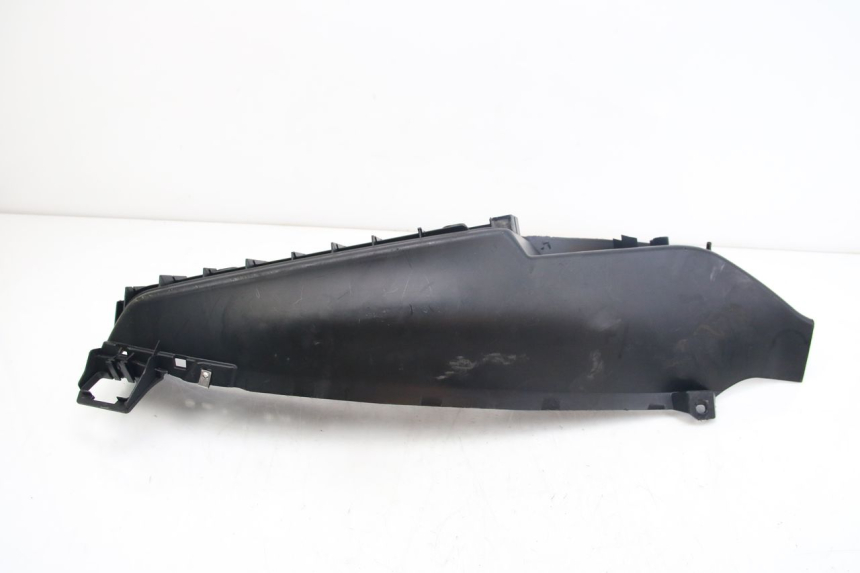 photo de LEFT FOOTREST PIAGGIO MP3 125 (2006 - 2014) - Checked used part