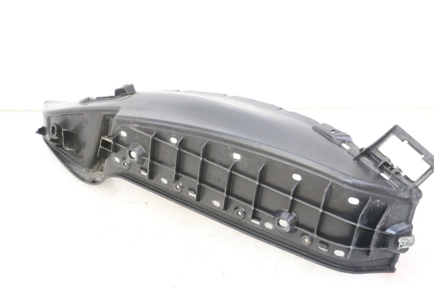 photo de LEFT FLOOR PANEL PIAGGIO MP3 RL 250 (2006 - 2010) - Component detail