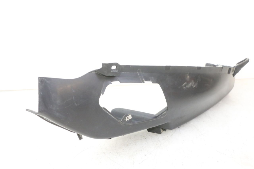 photo de LEFT FLOOR PANEL PIAGGIO MP3 RL 250 (2006 - 2010) - Alternative perspective