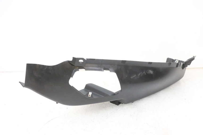 photo de LEFT FLOOR PANEL PIAGGIO MP3 RL 250 (2006 - 2010) - Product overview