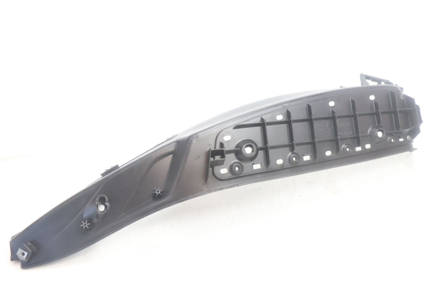 photo de LEFT FLOOR PANEL PIAGGIO MP3 500 (2016 - 2018) - Product overview
