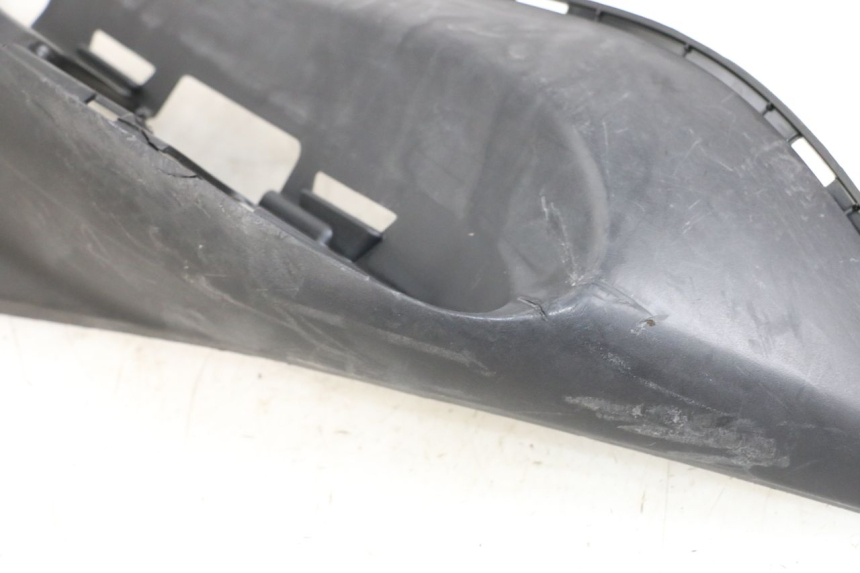 photo de LEFT FLOOR PANEL MBK OVETTO ONE 2T 50 (2013 - 2017) - Surface and material condition