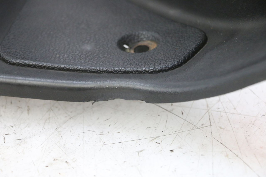 photo de LEFT FOOTREST PIAGGIO X8 125 (2004 - 2007) - Markings and original references