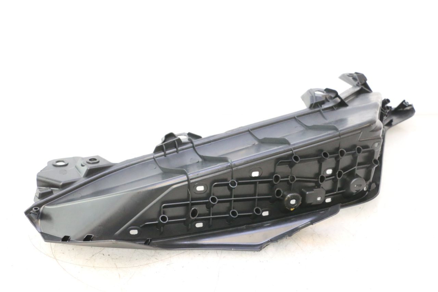 photo de LEFT FLOOR PANEL JM MOTORS R-MAX TECH 50 (2024 - 2026) - Surface and material condition