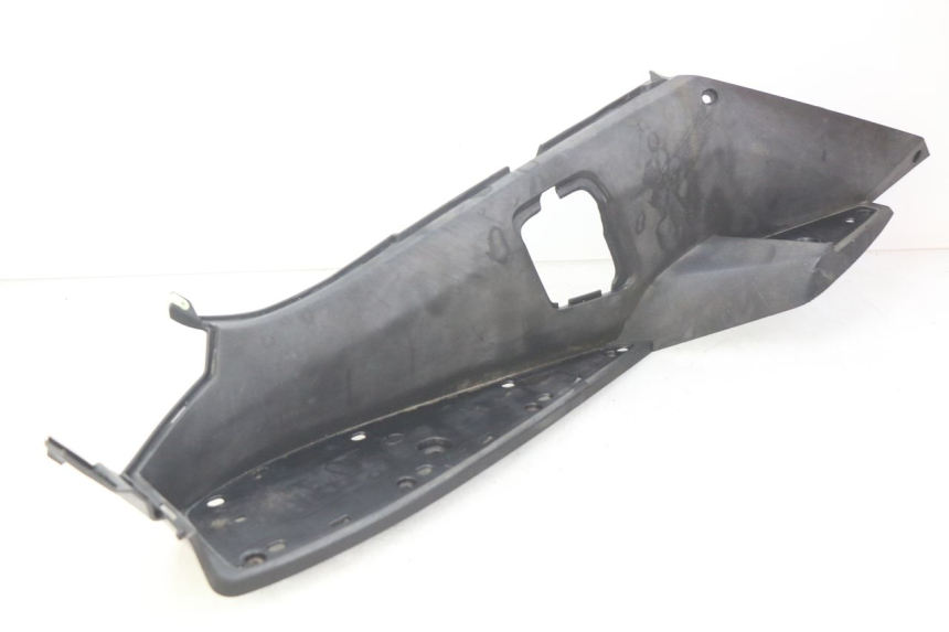 photo de LEFT FOOTREST PEUGEOT SATELIS COMPRESSOR K15 125 (2006 - 2009) - Main view