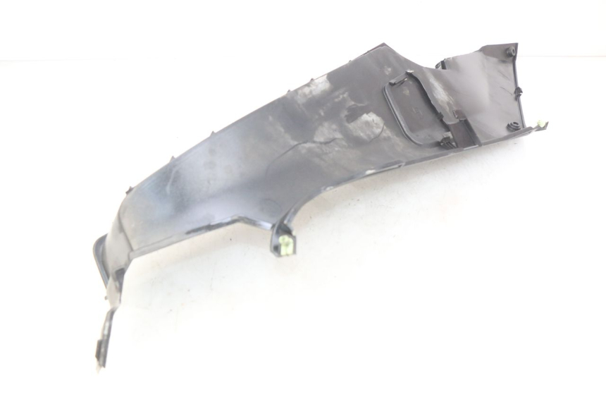 photo de LEFT FOOTREST PEUGEOT SATELIS 125 (2010 - 2012) - Zoom on usage condition