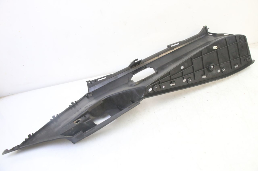 photo de LEFT FLOOR PANEL PEUGEOT SATELIS 125 (2013 - 2018) - Markings and original references