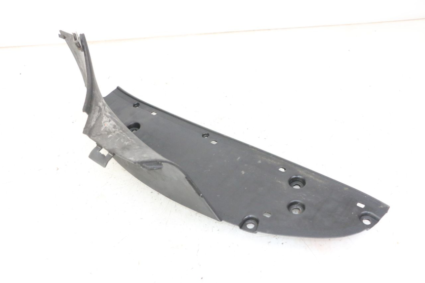 photo de LEFT FLOOR PANEL APRILIA SCARABEO GT TOURING 125 (1999 - 2005) - Product overview