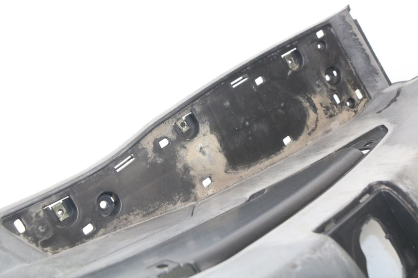 photo de LEFT FLOOR PANEL RAZZO STEED 125 (2012 - 2018) - Product overview