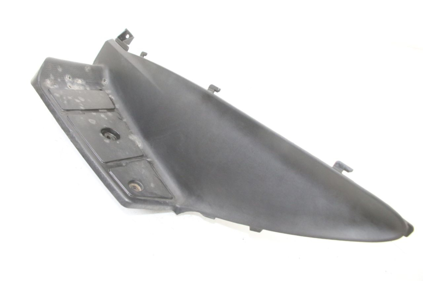 photo de LEFT FLOOR PANEL SUZUKI BURGMAN 125 (2015 - 2017) - Alternative perspective