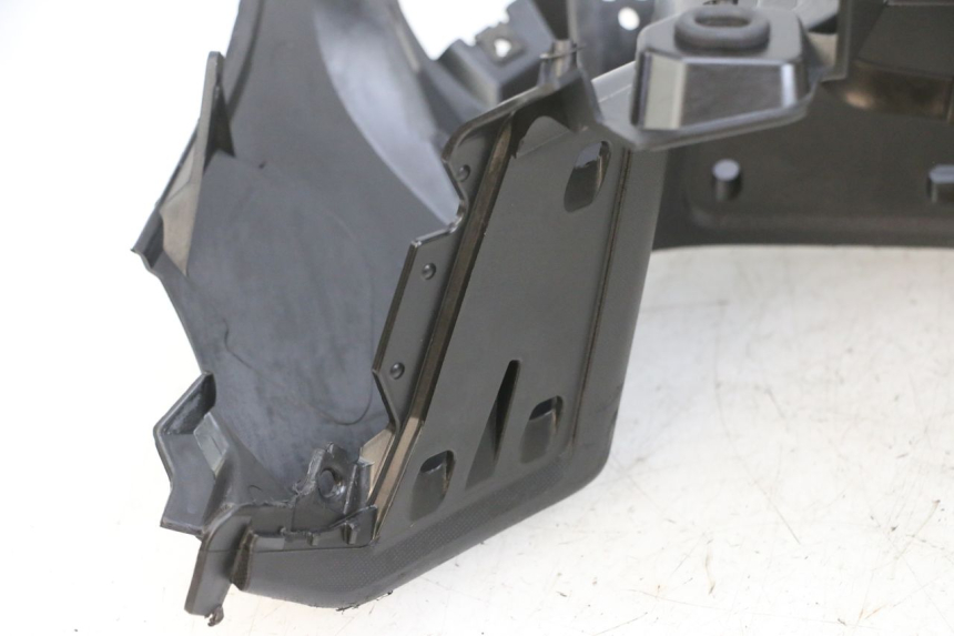 photo de LEFT FLOOR PANEL YAMAHA TRICITY 300 (2020 - 2024) - Alternative perspective