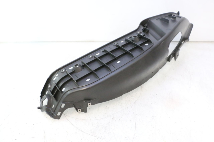 photo de LEFT FLOOR PANEL PIAGGIO X8 STREET 125 (2006 - 2007) - Checked used part