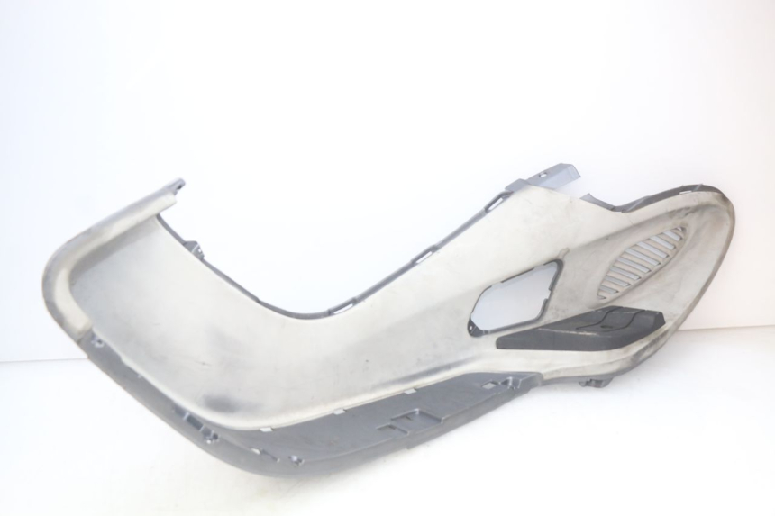photo de LEFT FOOTREST PIAGGIO X9 EVOLUTION 250 (2003 - 2007) - Main view