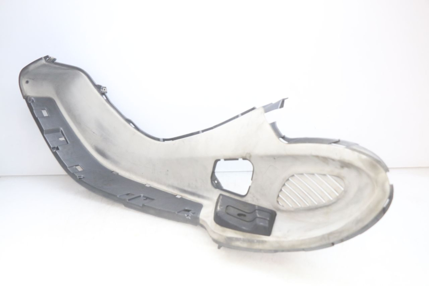 photo de LEFT FOOTREST PIAGGIO X9 EVOLUTION 250 (2003 - 2007) - Product overview
