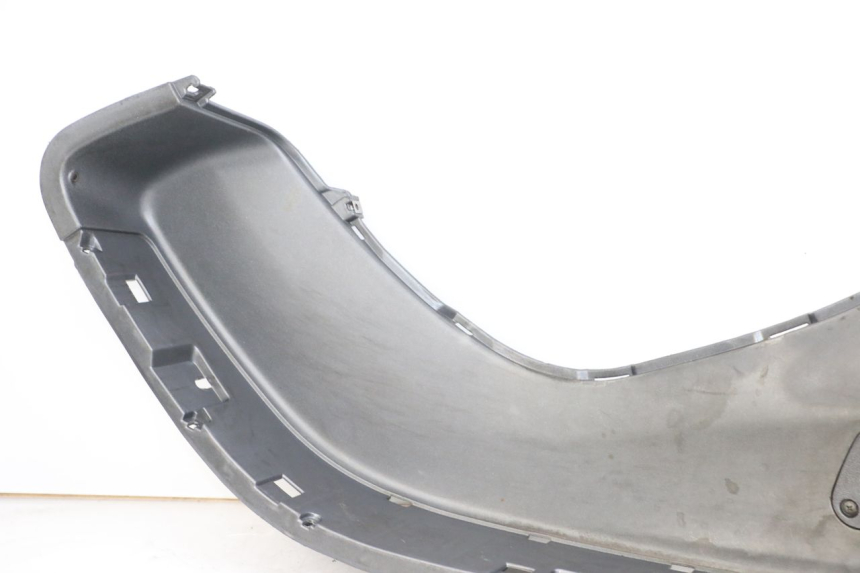 photo de LEFT FOOTREST PIAGGIO X9 125 (2000 - 2003) - Product overview