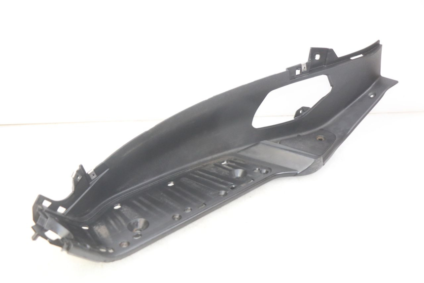 photo de LEFT FOOTREST PIAGGIO XEVO - X EVO 125 (2007 - 2017) - Main view