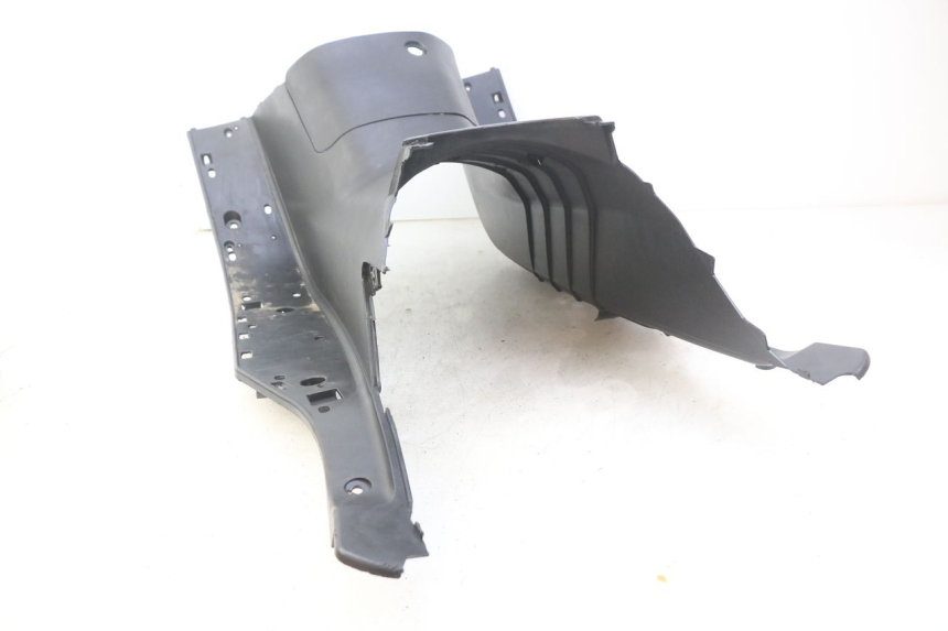 photo de FOOTREST REVATTO IMPERATOR 125 (2007 - 2015) - Fixing points details