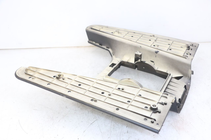 photo de FLOOR PANEL JM MOTORS VX 125 (2022 - 2025) - Component detail