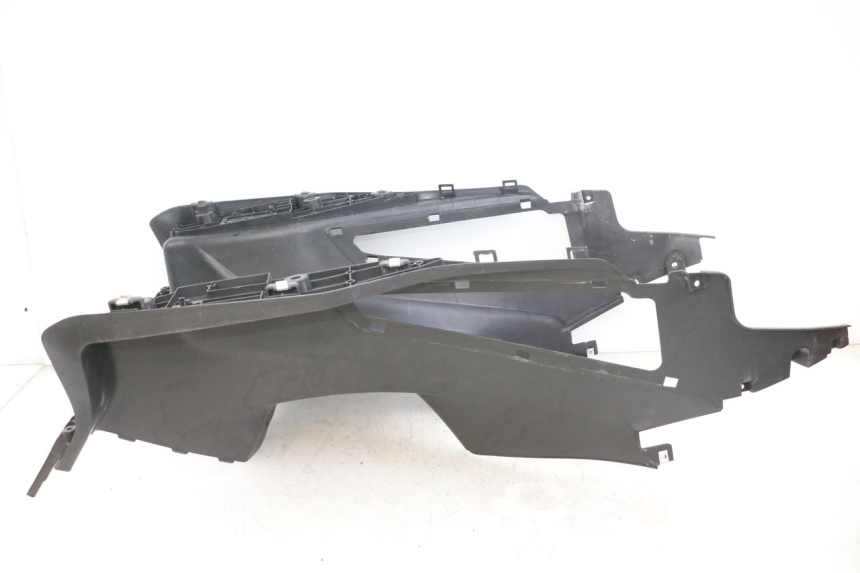 photo de FLOOR PANEL SYM JOYMAX 125 (2010 - 2017) - Component detail