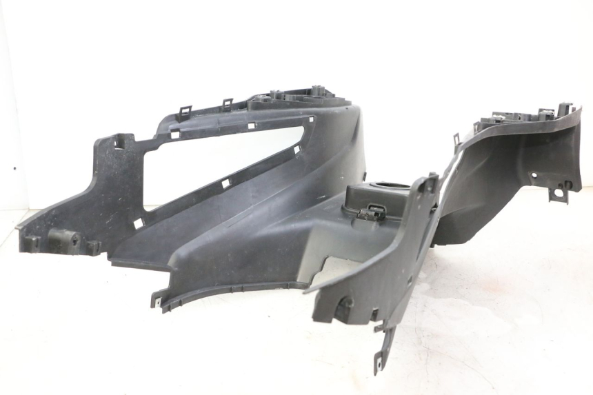 photo de FLOOR PANEL SYM JOYMAX 125 (2010 - 2017) - Zoom on usage condition