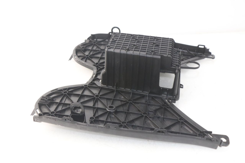 photo de FLOOR PANEL PEUGEOT KISBEE 2T 50 (2010 - 2017) - Additional view of the item