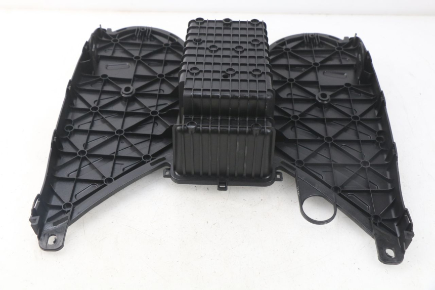 photo de FLOOR PANEL PEUGEOT KISBEE 2T 50 (2010 - 2017) - Fixing points details