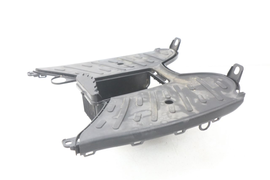 photo de FLOOR PANEL PEUGEOT KISBEE 2T 50 (2010 - 2017) - Technical close-up