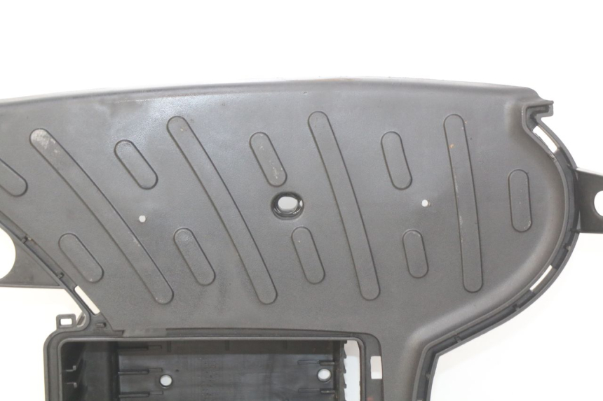 photo de FOOTREST PEUGEOT KISBEE 2T 50 (2018 - 2022) - Checked used part