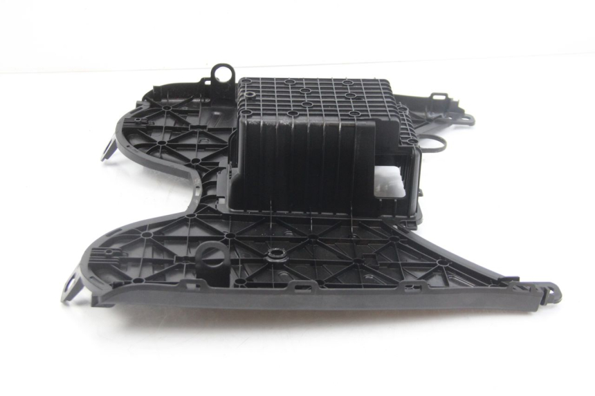 photo de FOOTREST PEUGEOT KISBEE 4T 50 (2018 - 2022) - Alternative perspective