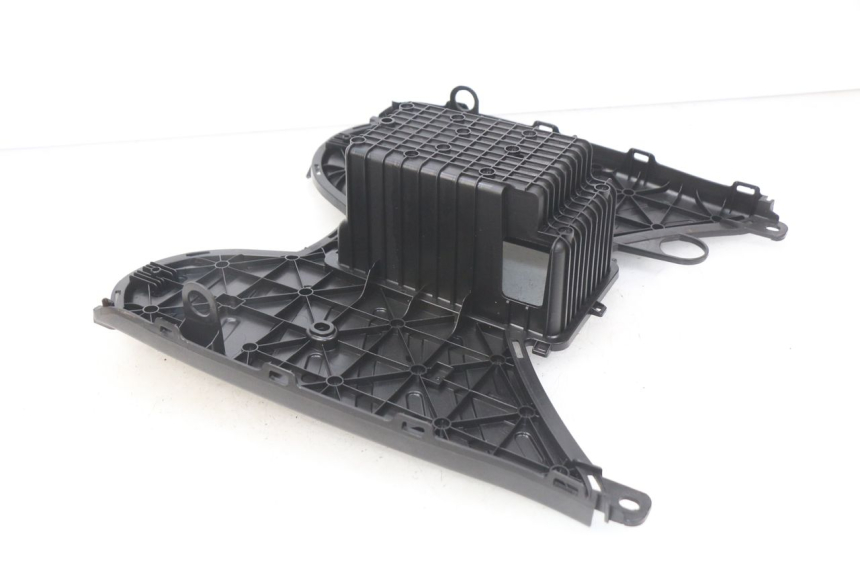 photo de FOOTREST PEUGEOT KISBEE 4T 50 (2018 - 2022) - Alternative perspective