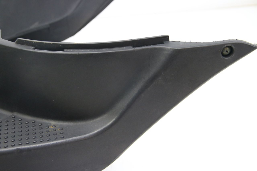 photo de FOOTREST ORCAL KITE 4T 50 (2019 - 2023) - Surface and material condition