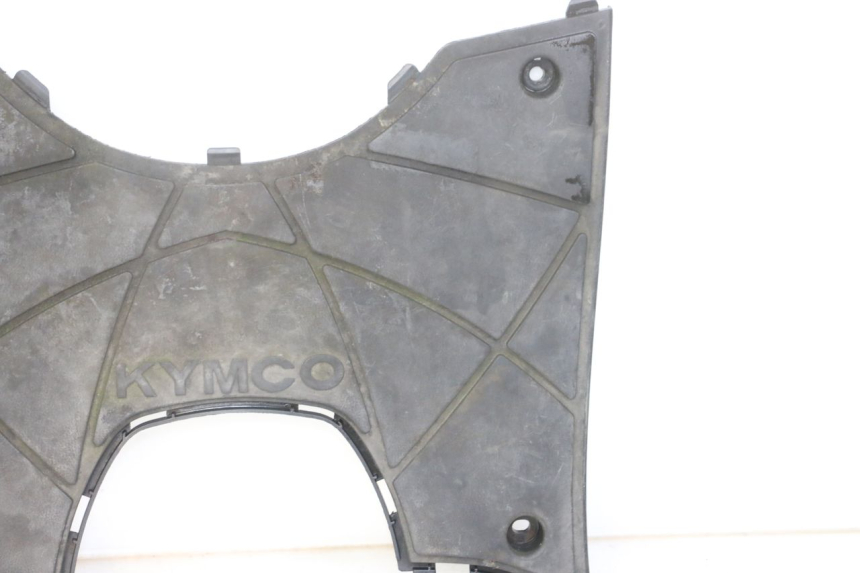 photo de FLOOR PANEL KYMCO DINK 4T 50 (2007 - 2018) - Fixing points details