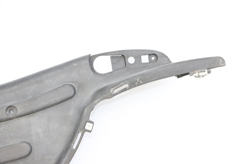 photo de FLOOR PANEL PIAGGIO LIBERTY 4T 50 (2009 - 2015) - Additional view of the item