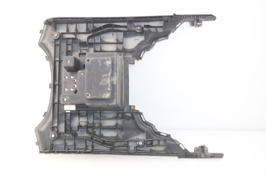 photo de FLOOR PANEL KYMCO LIKE 4T 50 (2009 - 2018) - Technical close-up