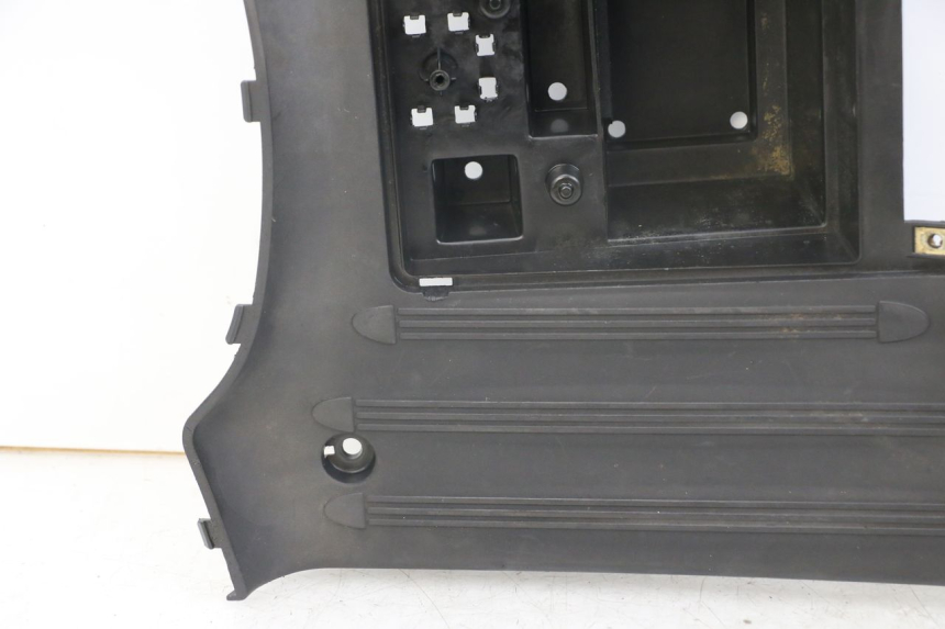 photo de FOOTREST KYMCO LIKE 125 (2009 - 2016) - Distinctive features