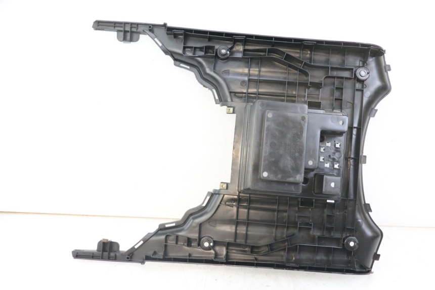 photo de FOOTREST KYMCO LIKE 125 (2009 - 2016) - Fixing points details